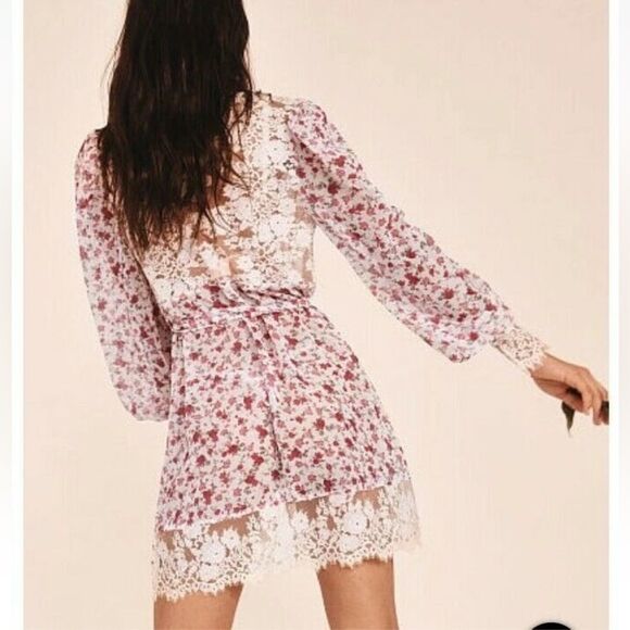 FOR LOVE & LEMONS Melrose White Floral Robe -Victoria's Secret Sz XS NEW - Picture 3 of 15